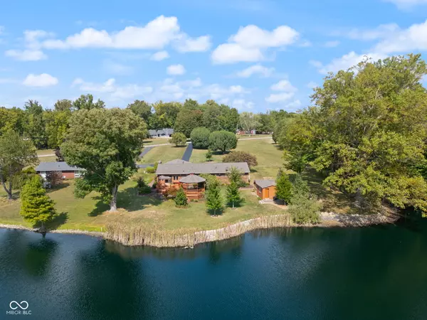 Scottsburg, IN 47170,2207 W Robin RD