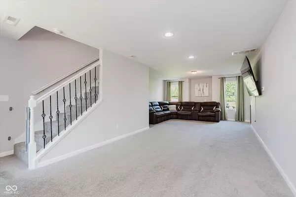 Indianapolis, IN 46239,7816 Danube ST