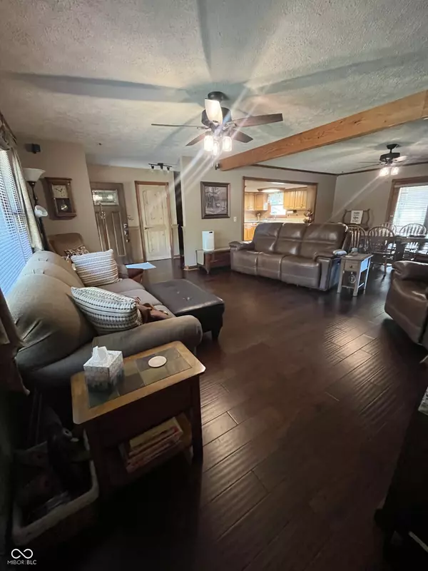 Avon, IN 46123,7921 Sharon DR