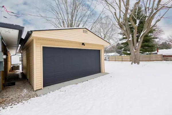 Indianapolis, IN 46231,1945 Danbury DR