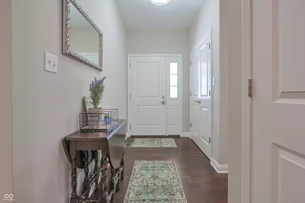 Columbus, IN 47203,6106 Regency DR