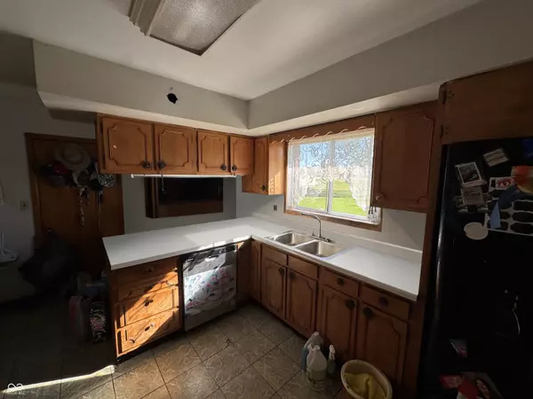 Shelbyville, IN 46176,759 E 450 S