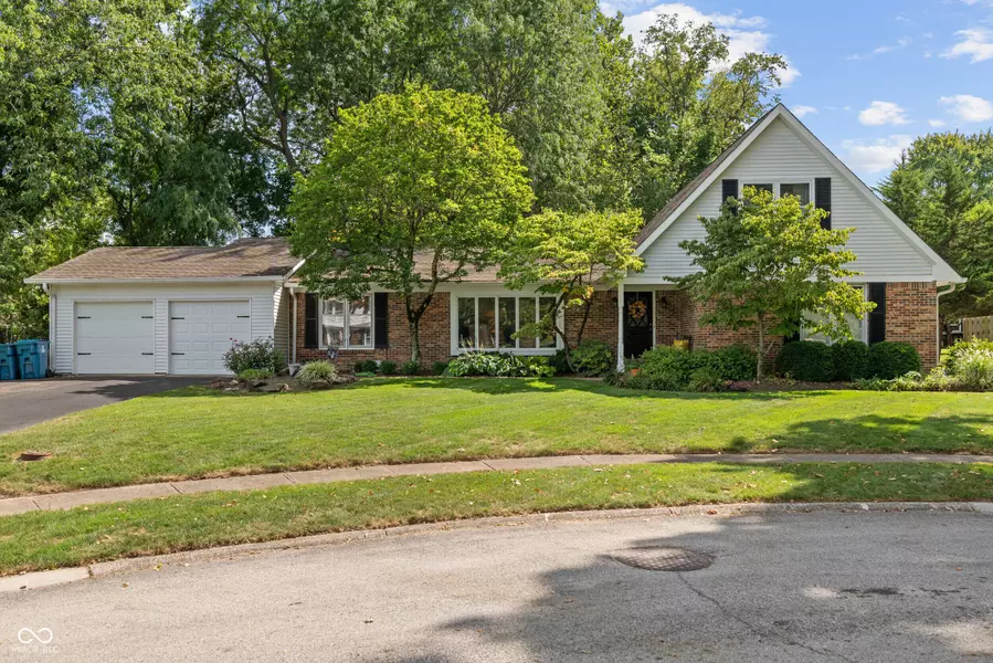 128 1st CT, Carmel, IN 46033