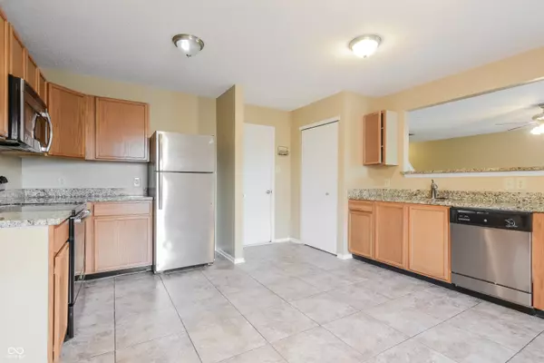 Greenwood, IN 46143,944 Shenandoah WAY