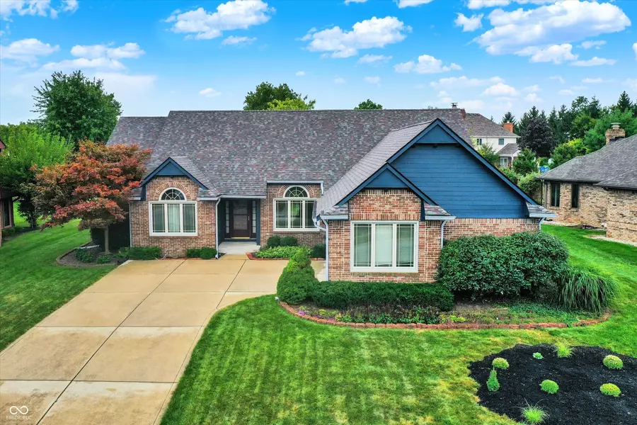 4233 Moss Ridge CT, Indianapolis, IN 46237