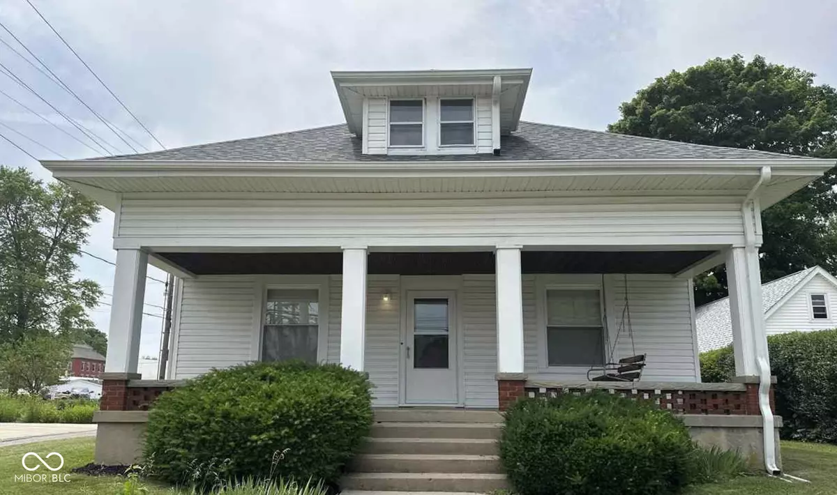 Centerville, IN 47330,106 N 1st ST