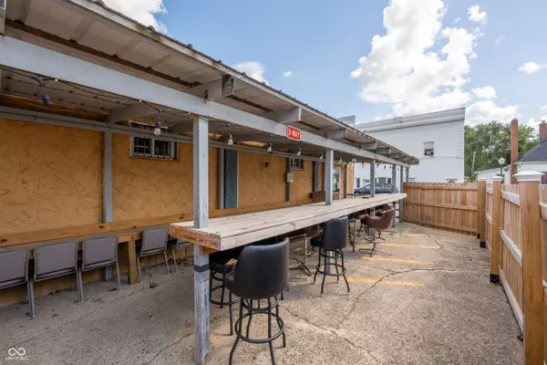 Alexandria, IN 46001,518 N Harrison ST