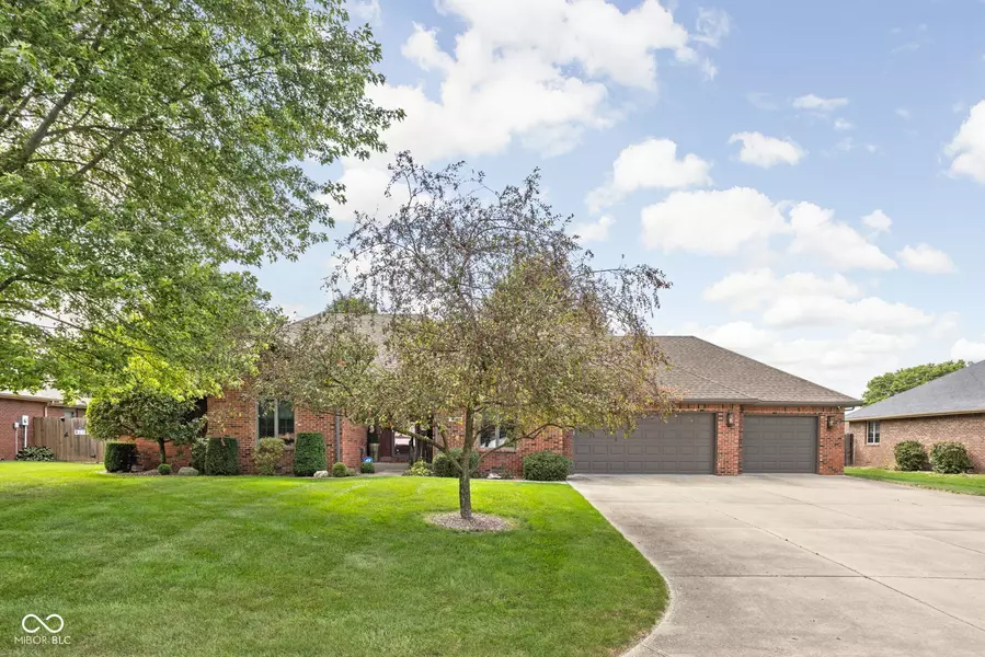 839 Deerfield RD, Anderson, IN 46012