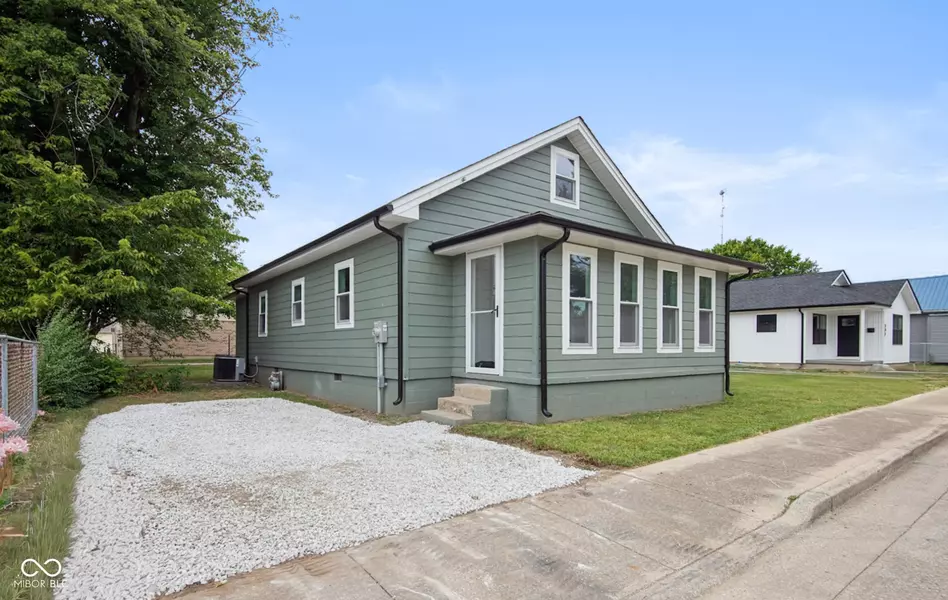 306 Highlawn AVE, Seymour, IN 47274