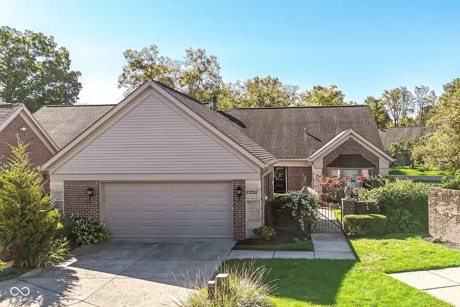 8545 Olde Mill TRCE, Indianapolis, IN 46260