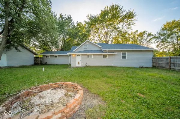 Alexandria, IN 46001,1107 Clinton AVE