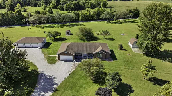 6888 E State Road 46, Bowling Green, IN 47833