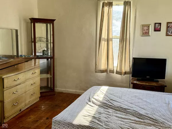 Connersville, IN 47331,417 W 15th ST