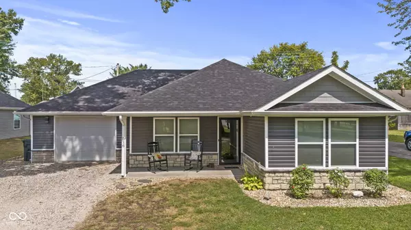 Scottsburg, IN 47170,516 W Green ST