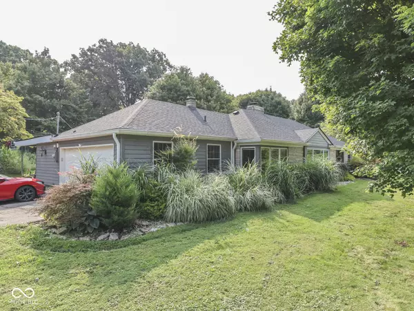 Greenwood, IN 46142,520 N Valley LN W