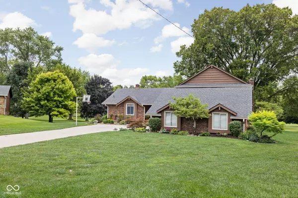 Greenwood, IN 46143,148 Plaza Granda ST