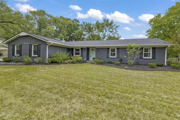 Indianapolis, IN 46250,7850 Wawasee DR