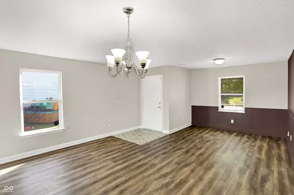Indianapolis, IN 46217,6749 Everbloom LN
