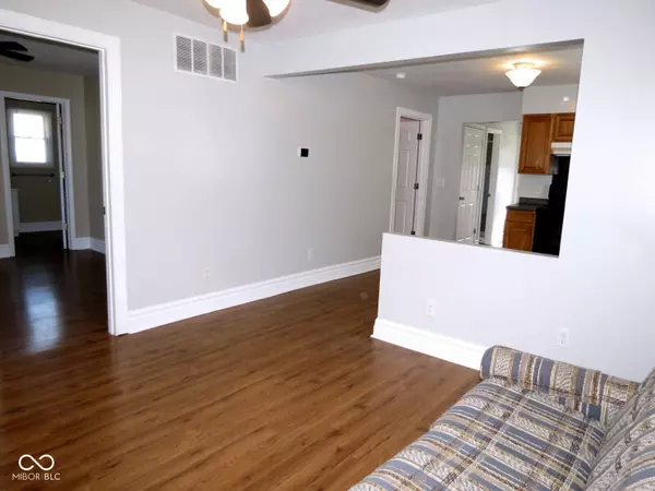 Columbus, IN 47201,1215 Iowa ST