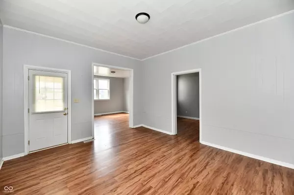 Elwood, IN 46036,1304 S H ST