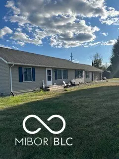 Carthage, IN 46115,207 E Log ST