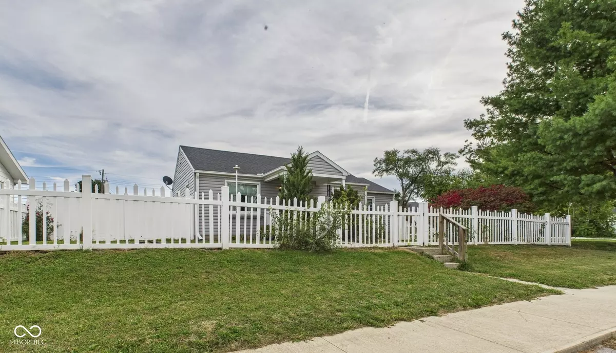 Elwood, IN 46036,2415 N A ST