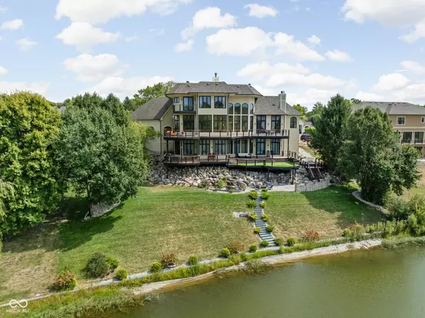 Indianapolis, IN 46278,8816 Waterside DR