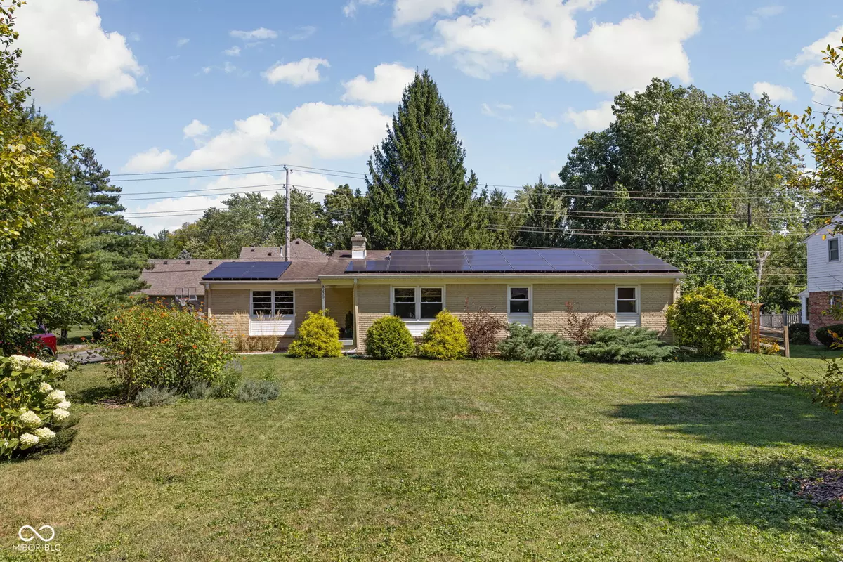 Indianapolis, IN 46240,8235 Kimlough DR