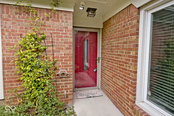 Indianapolis, IN 46226,5224 Greenwillow RD