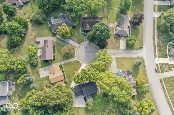 Indianapolis, IN 46234,810 Kendale CT