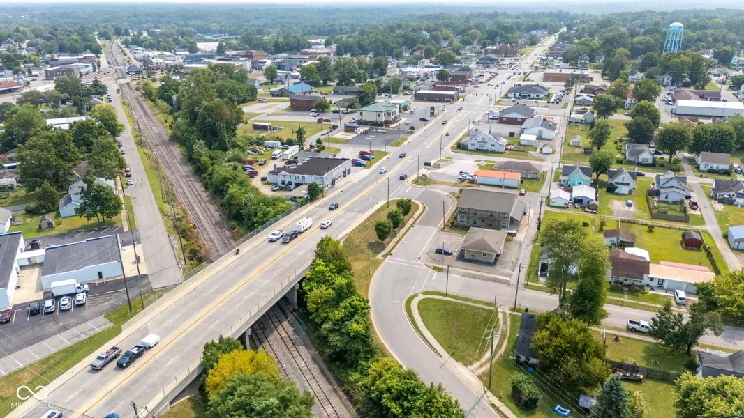 10 Hicks ST, North Vernon, IN 47265