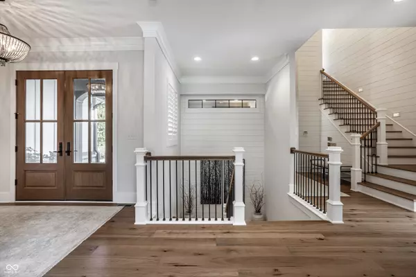 Indianapolis, IN 46260,315 Beechwood Farm LN