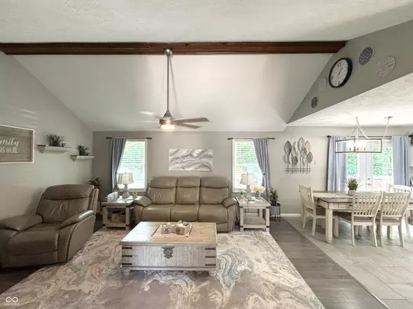 Martinsville, IN 46151,881 Lincoln Heights DR