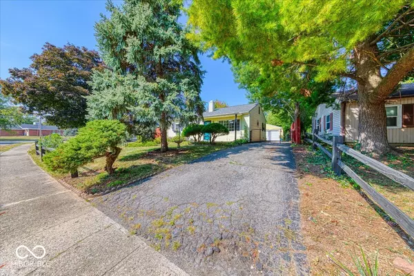Indianapolis, IN 46222,4108 Kalmar DR
