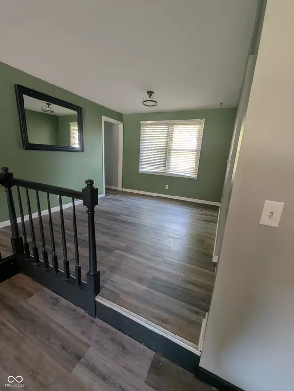 Columbus, IN 47203,2823 Fox Pointe DR