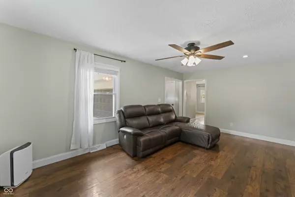 Avon, IN 46123,1166 Ledgewood LN