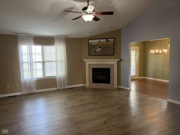 Greenfield, IN 46140,1271 Magnolia DR