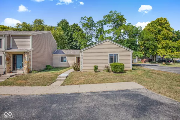 5701 Blue Spruce DR, Indianapolis, IN 46237