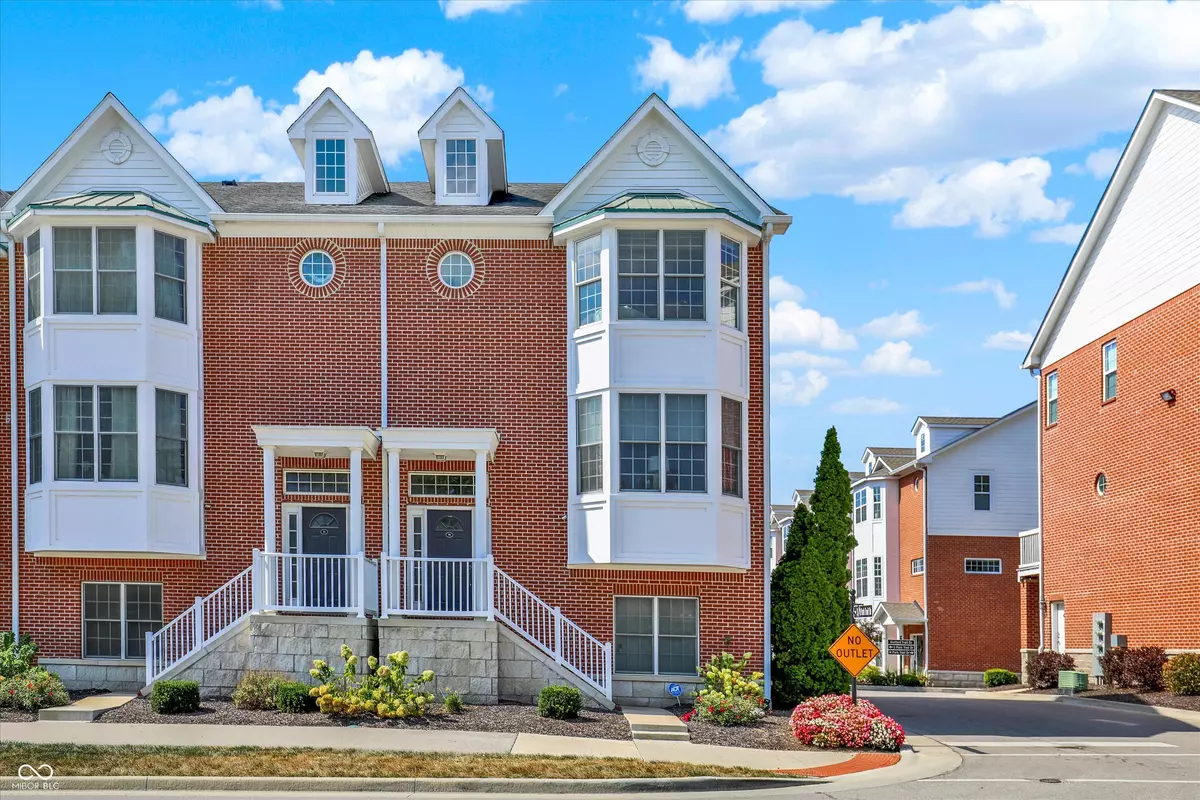 Carmel, IN 46032,70 Guilford Trail DR #1