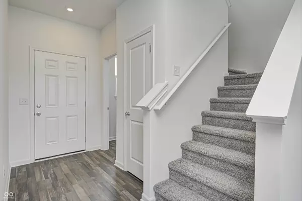 Shelbyville, IN 46176,1935 White Oak LN