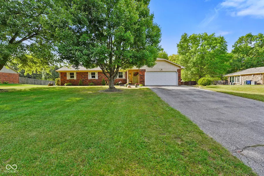 7315 Hidden Valley DR, Plainfield, IN 46168
