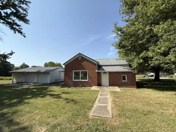 1432 S Saline 2nd ST, Center Point, IN 47840