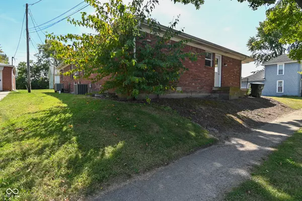 Fortville, IN 46040,312 E Staat ST