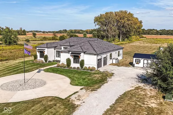 Greenfield, IN 46140,9271 N 400 E