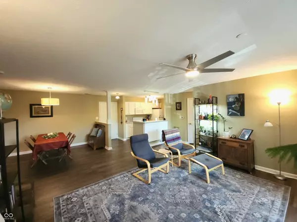 Indianapolis, IN 46268,8720 Yardley CT #205