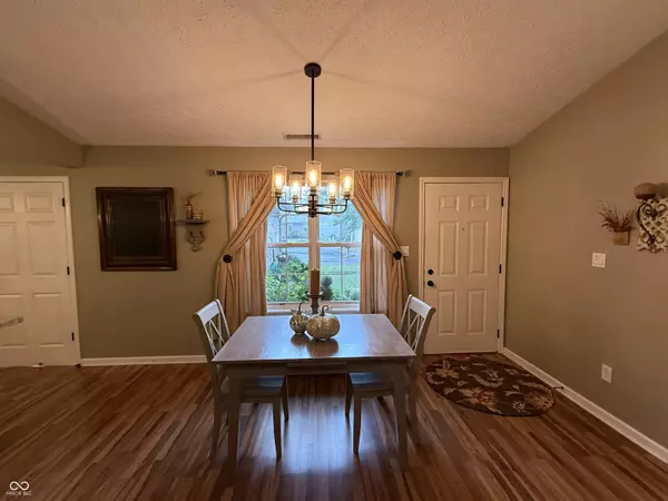 Greenwood, IN 46143,290 Polk Manor DR