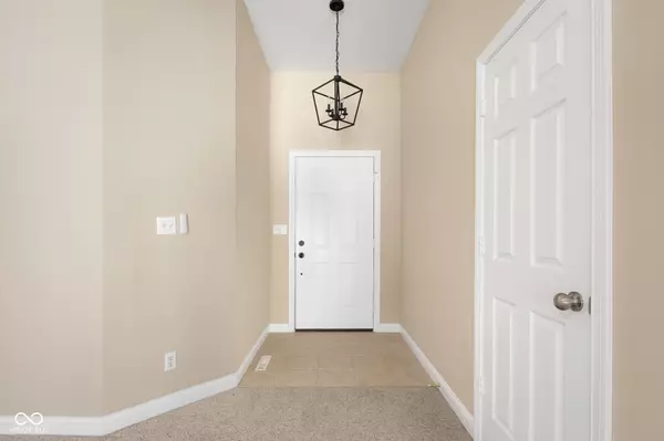 Columbus, IN 47203,6028 Schooner CT