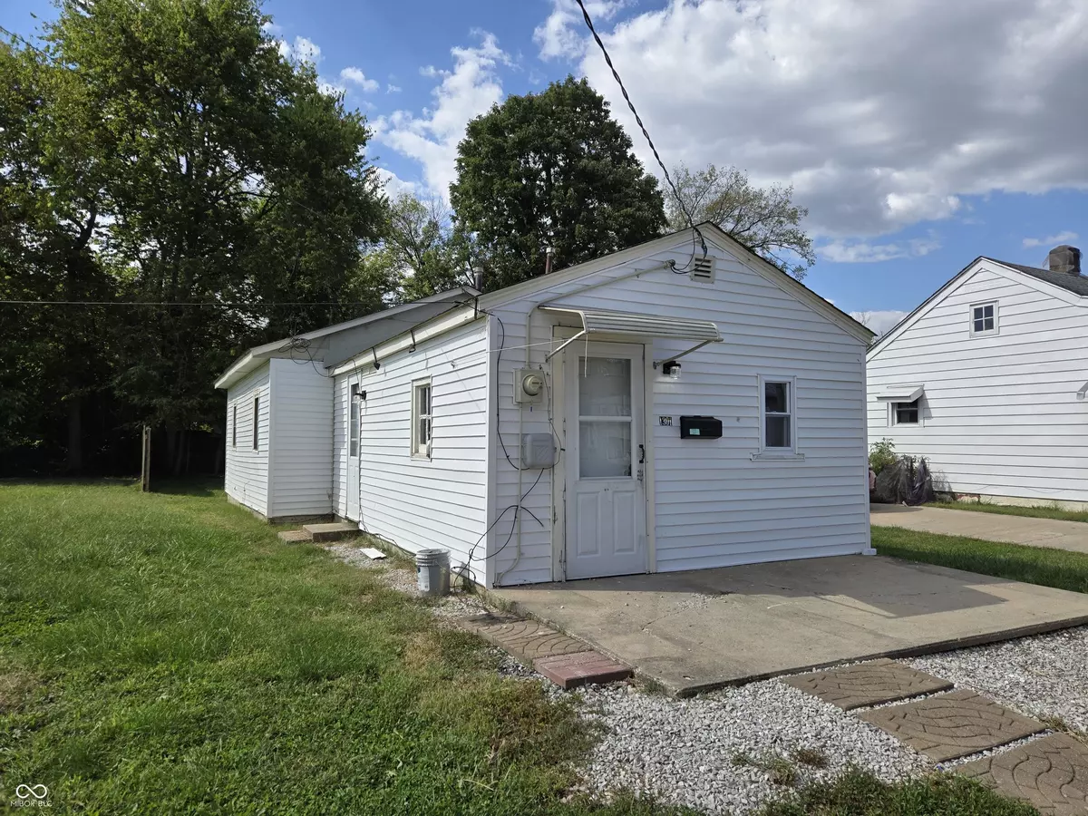 Shelbyville, IN 46176,1301 State ST