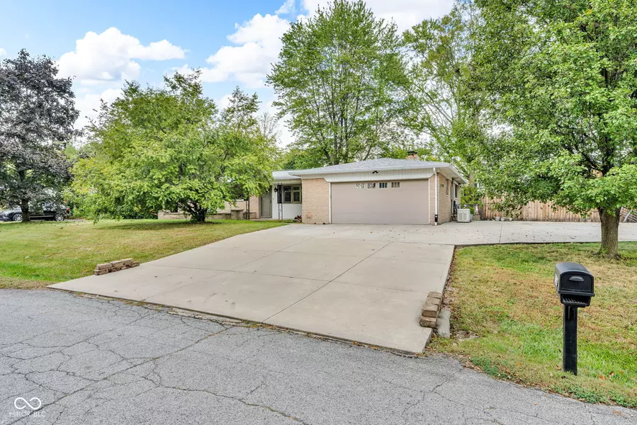 6224 Powell DR, Indianapolis, IN 46221