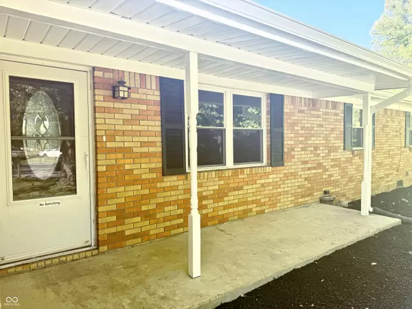 Avon, IN 46123,214 Corottoman CT